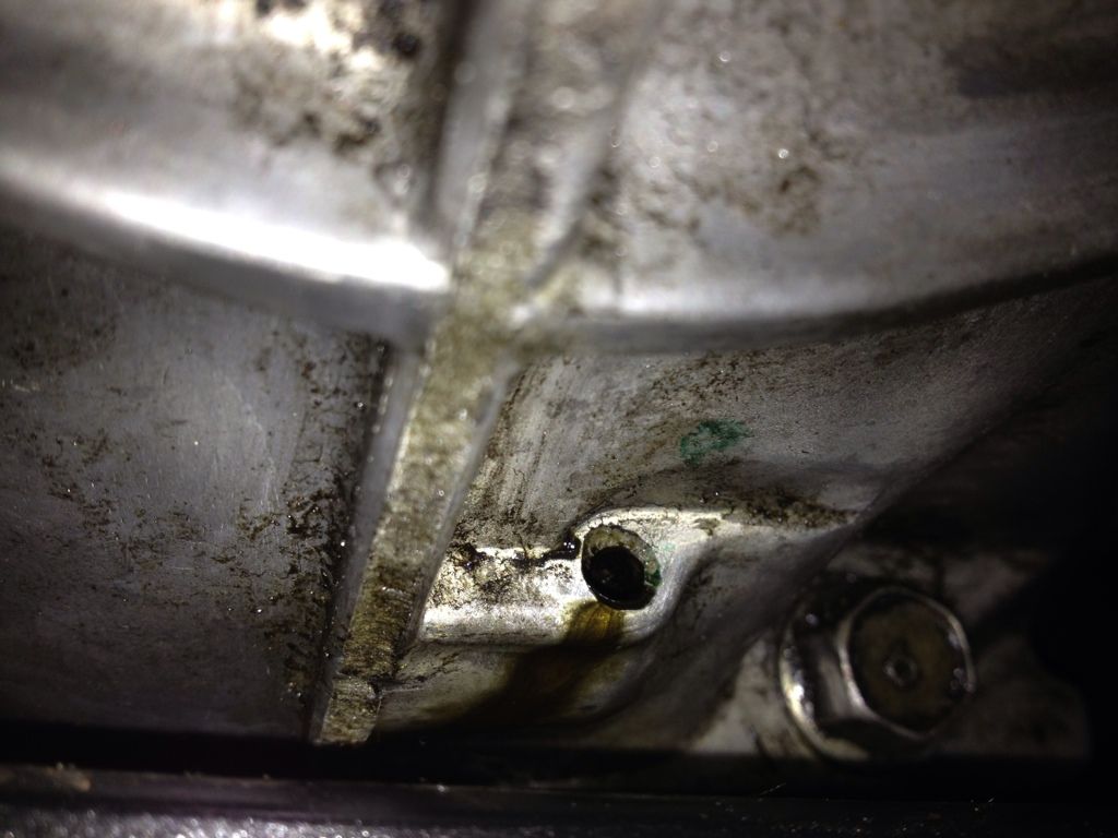 Fluorescense oil test leads to leak from my transmission housing